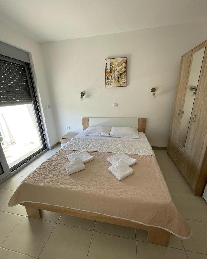 Apartman Ail 2 Ulcinj Zewnętrze zdjęcie