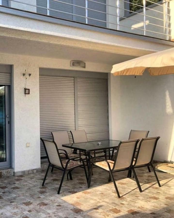 Apartman Ail 2 Ulcinj Zewnętrze zdjęcie